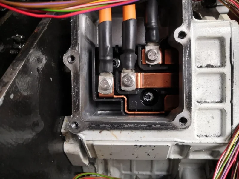 hv-wiring-motor.webp